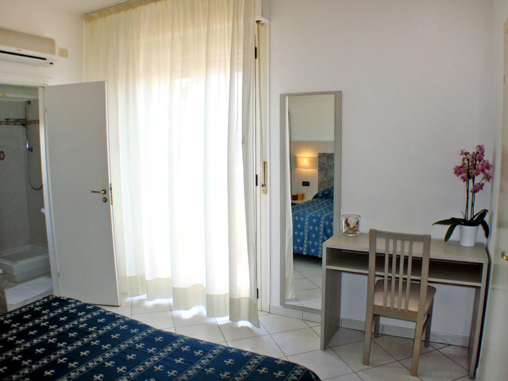 Hotel Europa Park Lido di Spina Kültér fotó