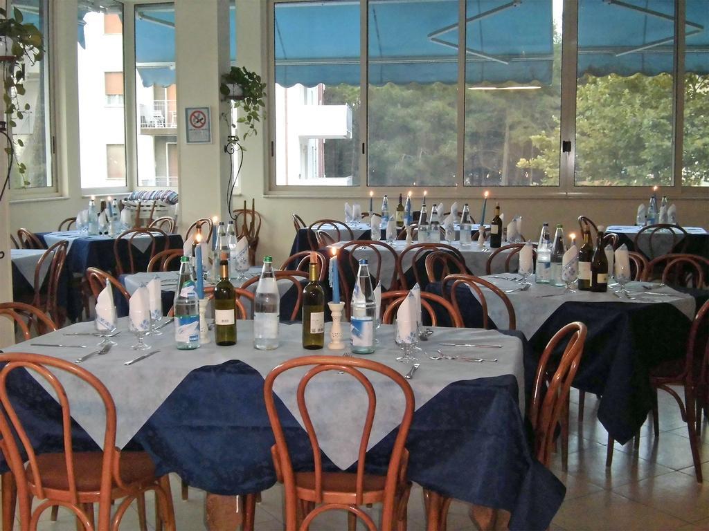 Hotel Europa Park Lido di Spina Kültér fotó
